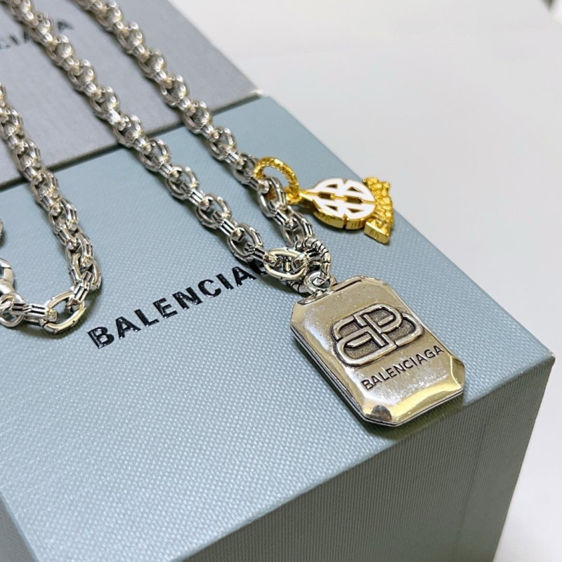 Ba1en*iaga necklaces